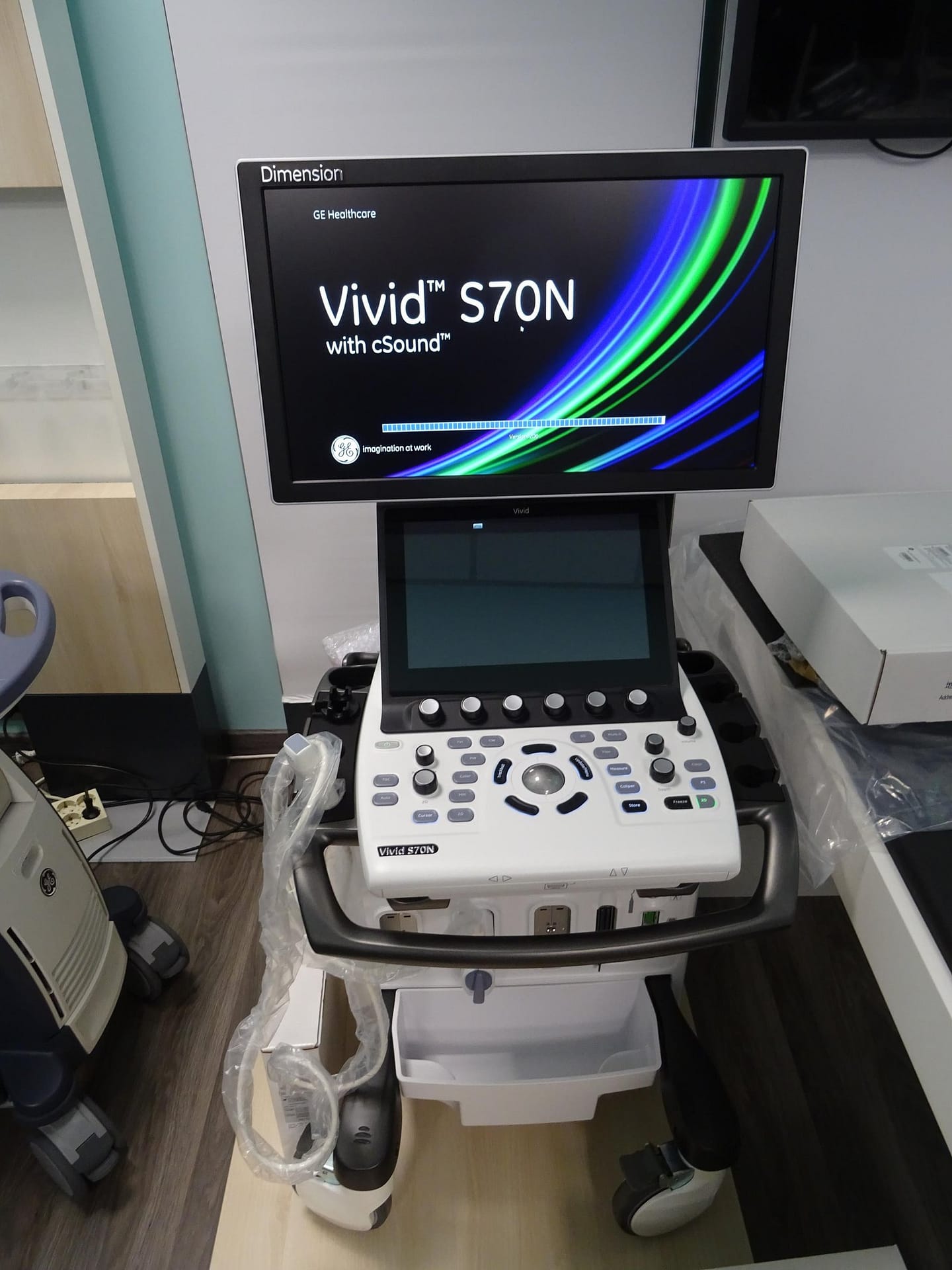 GE Vivid Serie im Vergleich: T8, T9, S60, S70 & S70N 1 Vivid S70N Dimension refurbished - rowamed.com