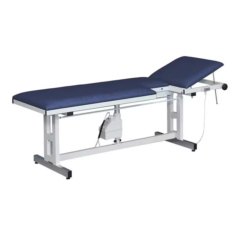 Home 10 ROWAMED bietet Kliniken und Praxen komplette Lösungen für die sichere, ergonomische und hygienische Patientenlagerung – von Diagnostik bis OP.